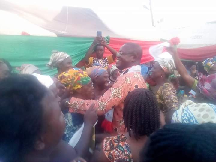 Photos: NPP Delegates Grab 620 flat-screen Televisions from Deputy STC Boss Ahead of NPP Primaries in April