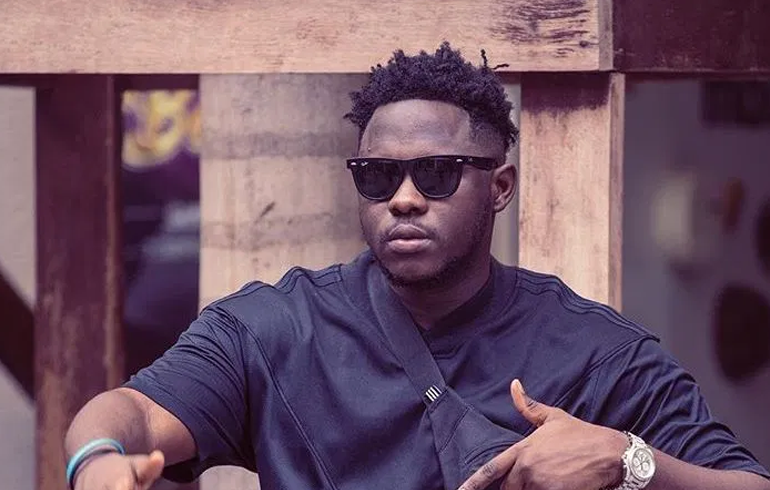 “I am Sorry” Medikal Cries