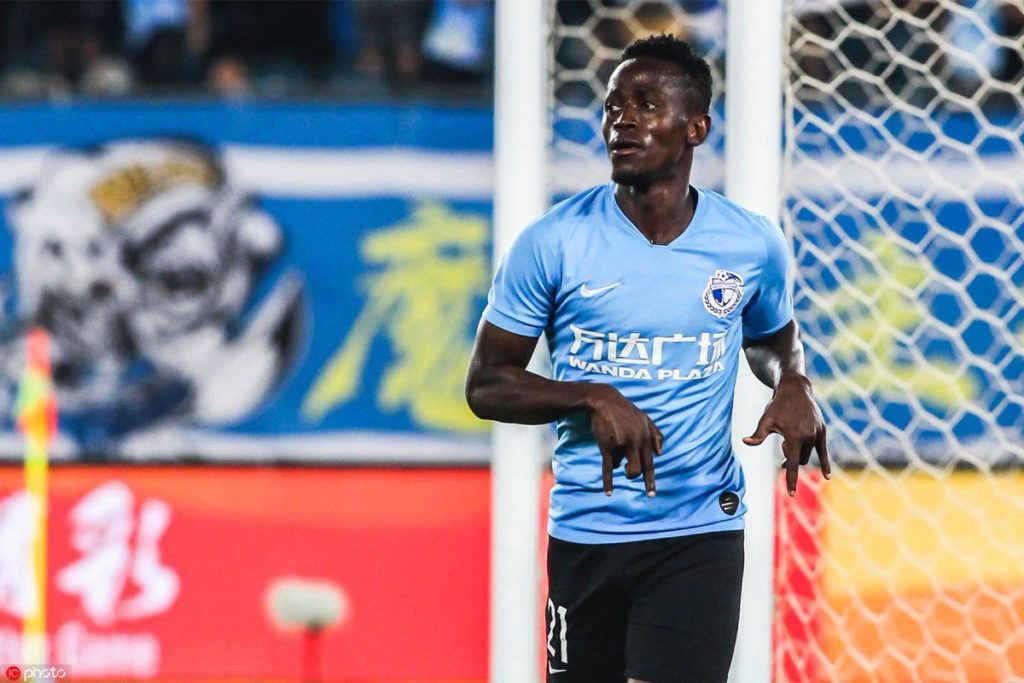 Ghanaian Attacker Emmanuel Boateng Trains in Spain as Coronavirus Suspends Football in China