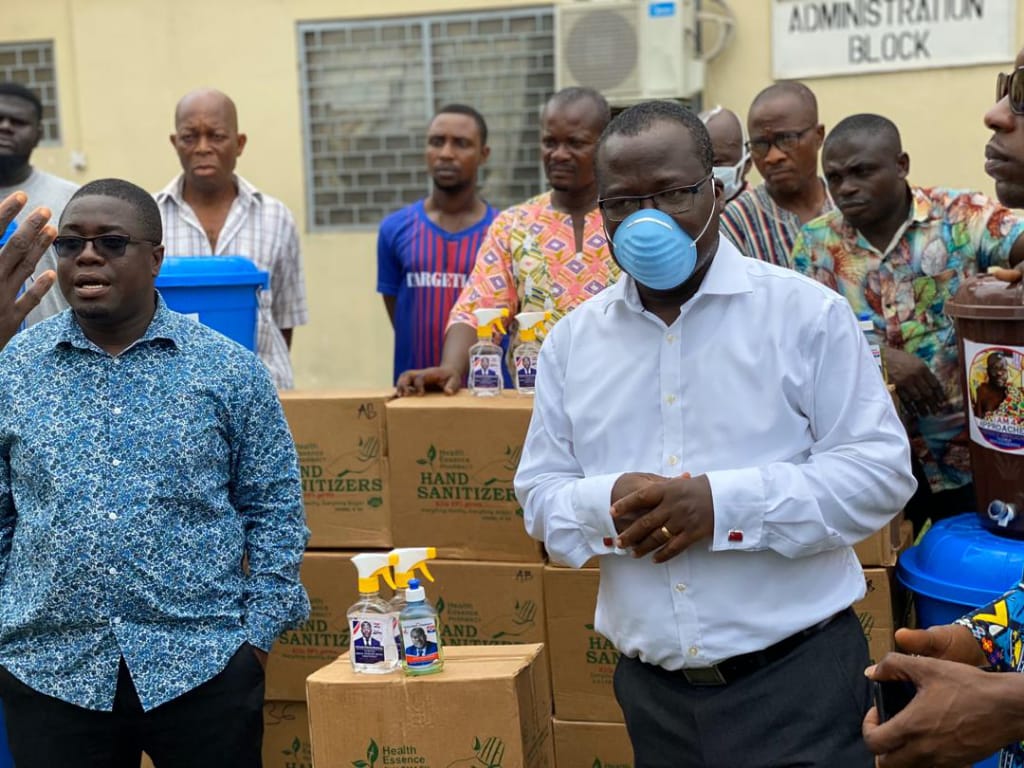 Koforidua: Dr. Assibey Yeboah Donates GH₵20k, Sanitizers to Support Covid-19