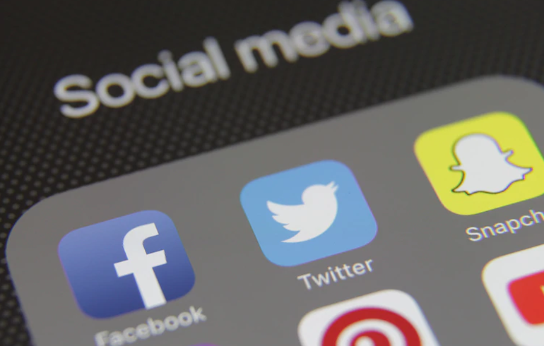 E/R:Youth Advised To Be Disciplined On Social Media