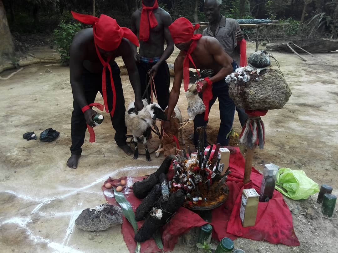 Photos - Atiwa East: Angry NPP Supporters Visit Shrine to Invoke Curse in Attempt by Executives to Disqualify Aspirants