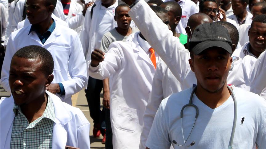 Nigeria Doctors Stop Strike for 'Humanity's Sake'