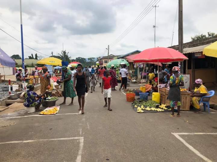 Akyem Tafo: Assembly Blocks Road to use as Market over Coronavirus Scare