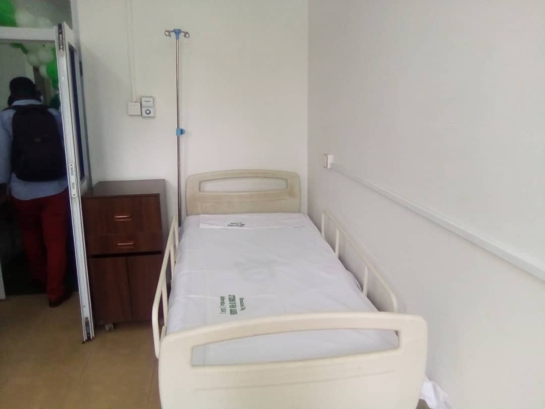 E/R: New Juaben Citizens in USA Handover Refurbished Ward to E/R Hospital