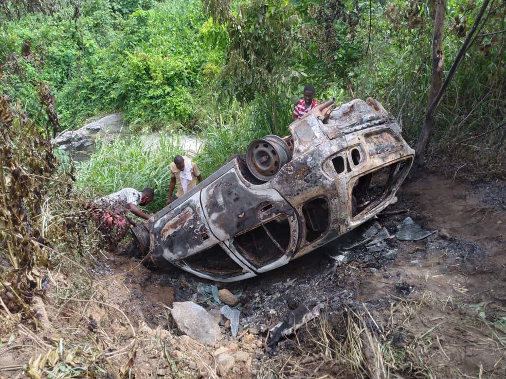 E/R: Car Catches Fire after Plunging Into Asuoyaa River