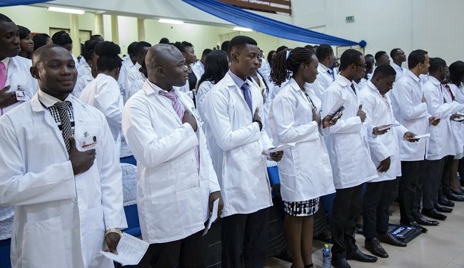 918 Doctors in Ghana to Enjoy Free Education