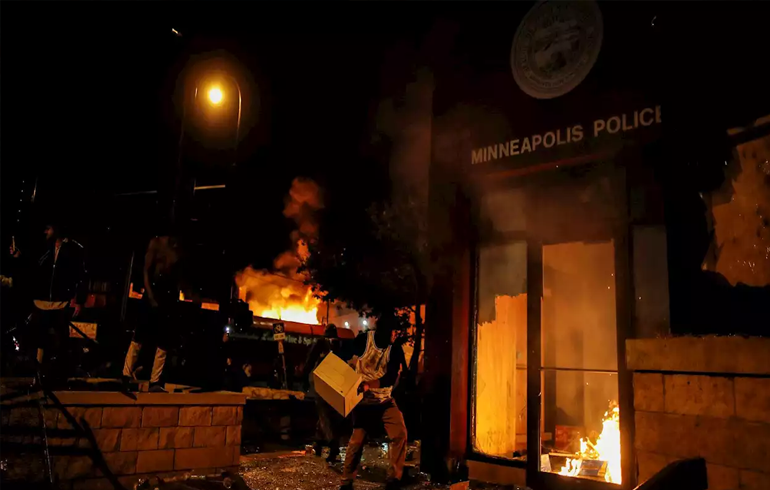 George Floyd: Protesters Set Minneapolis Police Station Ablaze