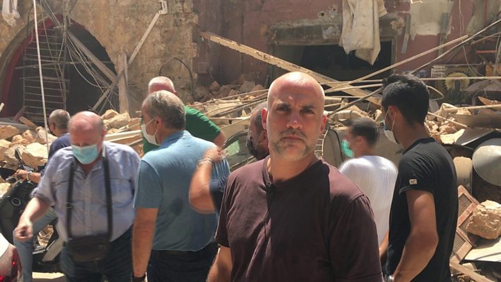 Building Collapses on three Children, One Dead