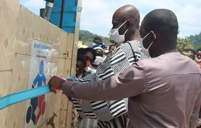 Kwahu East DCE Commissions Five Mechanised Boreholes