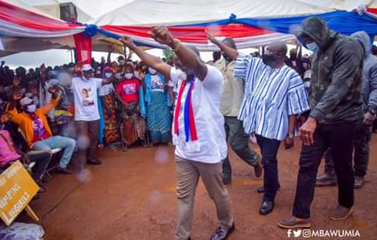 Photos: Residents In Savanah Region Mob Vice President