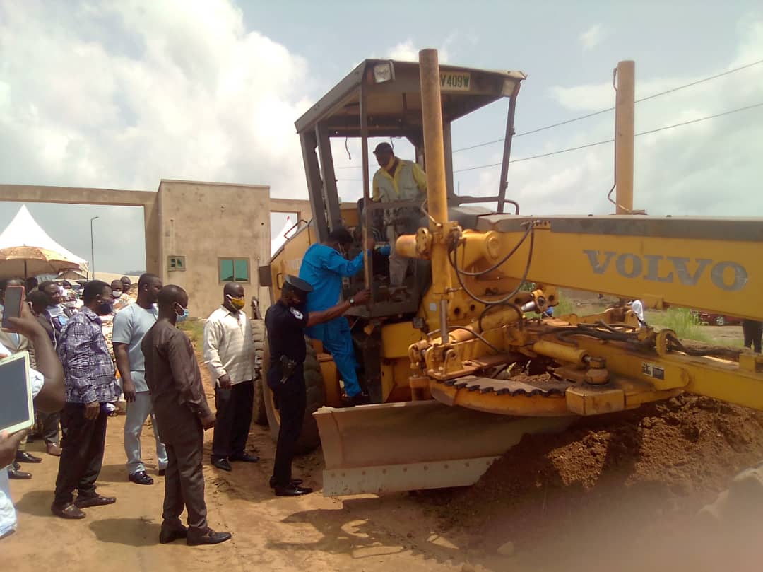 E/R: Chief Justice Commissions High Court building in Odumase Krobo