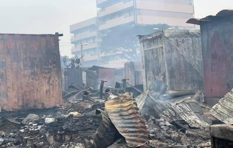 Hundreds Of Shops At Odawna Market Gut Fire