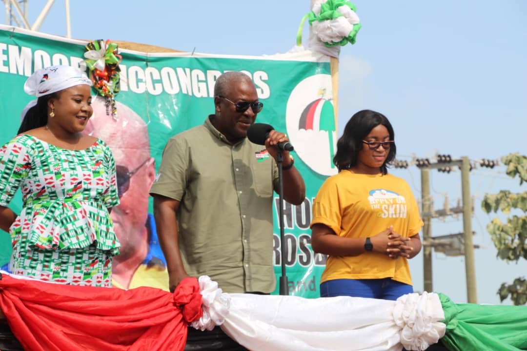 Mahama Blasts Bawumia over Mortuaries in Zongos