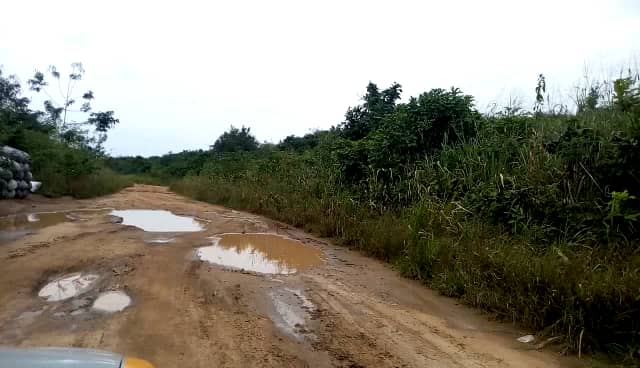 Akyem Anyinasin Residents Threaten Road Block on Election Day to Stop Voting over Poor Road