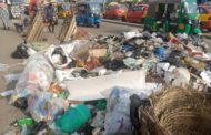 Zoomlion Begins Collection of Heaps of Garbage that Engulfed Koforidua Few Hours after Bryt FM Report