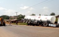 E/R: Fuel Tanker Truck Accident Causes Panic in Nankese