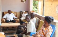E/R: Farmers in Akyem Adukrom Protest against 