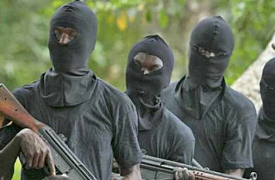 Unidentified Armed Men Raid Akyem Bontodiase, Attack Farmers Amid Chieftaincy Tension