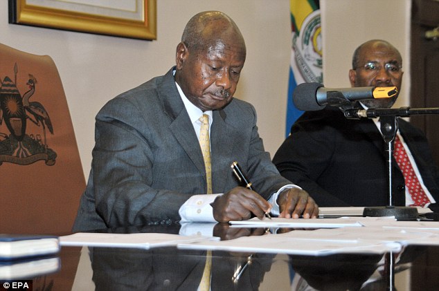 Uganda's Museveni Suspends Fund Set Up By 'Foreigners'