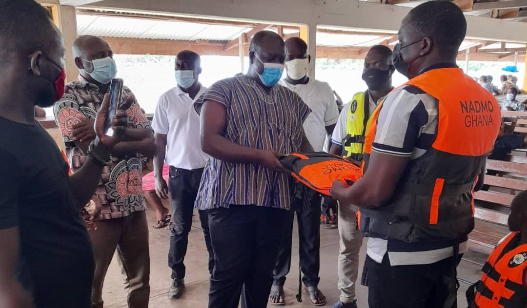 NADMO Presents 100 Pieces of Life Jackets to VLTC and Boat Owners