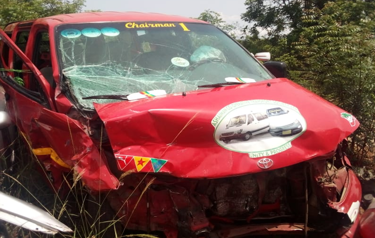 Many Students Injured In A Near-Fatal Accident Involving Three Vehicles On Kasoa-Winneba Highway