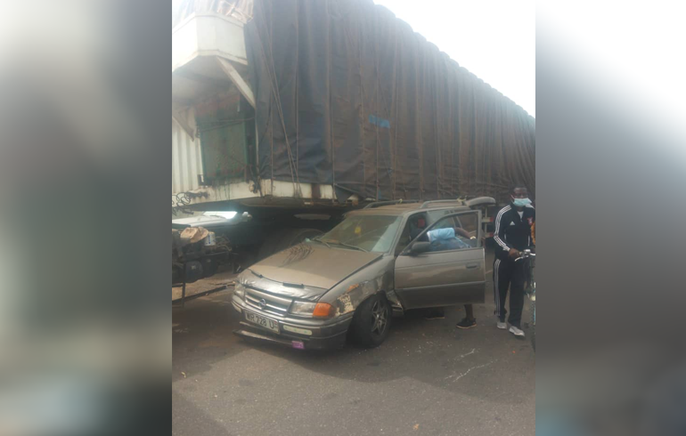 Three Vehicles Involved In An Accident On Accra To Kumasi Highway