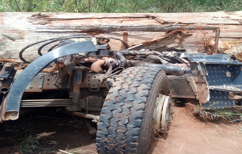 Kwahu: Falling Timber From A Truck  Crushes One To Death Other In Critical Condition