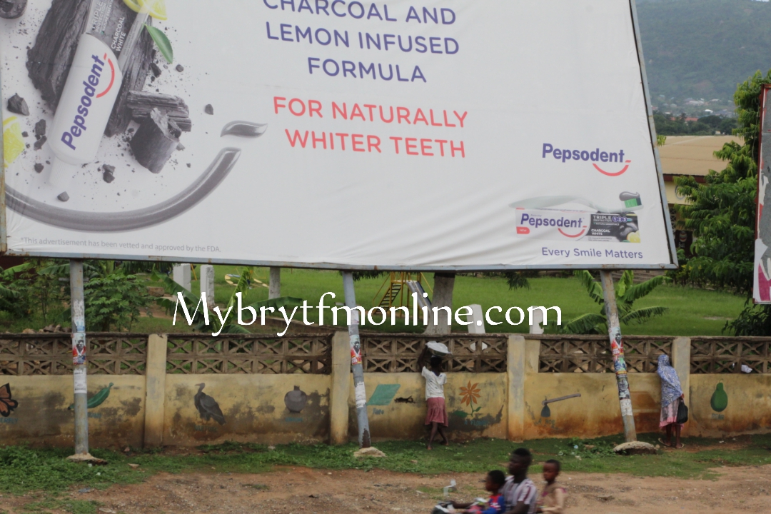 Koforidua: Collapsing Billboard Endangers Lives of School Kids