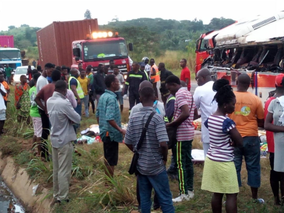 Five Passengers Die In A Gory Accident in Suhum