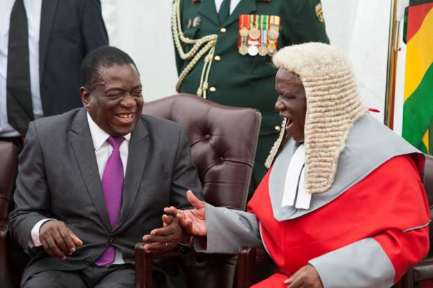 Zimbabwe Lawyer Calls for Chief Justice to Be Jailed