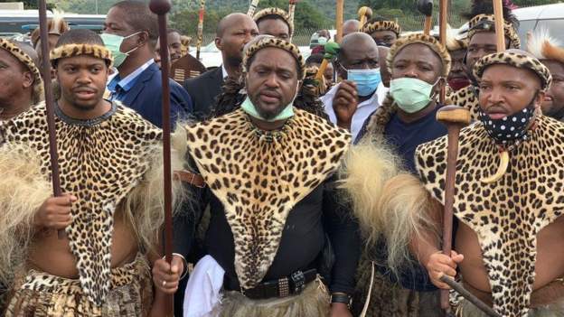 'Battle Lines Drawn' In Row Over SA's Zulu King