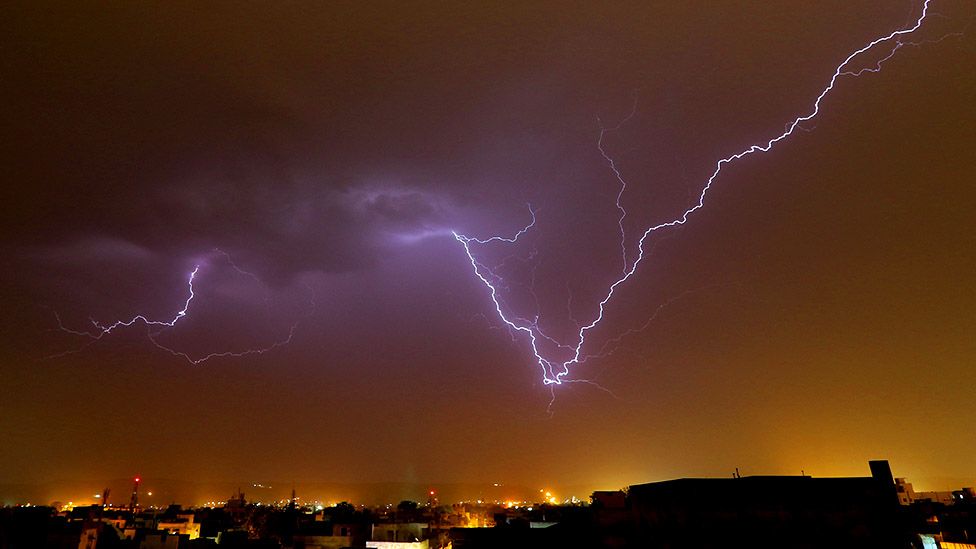 Lightning Strike Kills 16 Taking Selfies in India