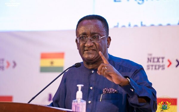 Sack Agric Minister, Afriyie Akoto - Agric workers to Akufo-Addo