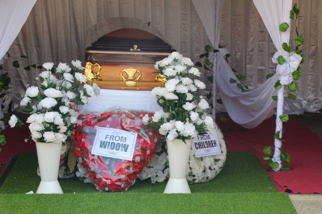 E/R: Murdered Momo Agent Buried Amidst Calls