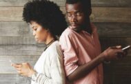 3 Major Signs That Your Relationship Is Wrong For You