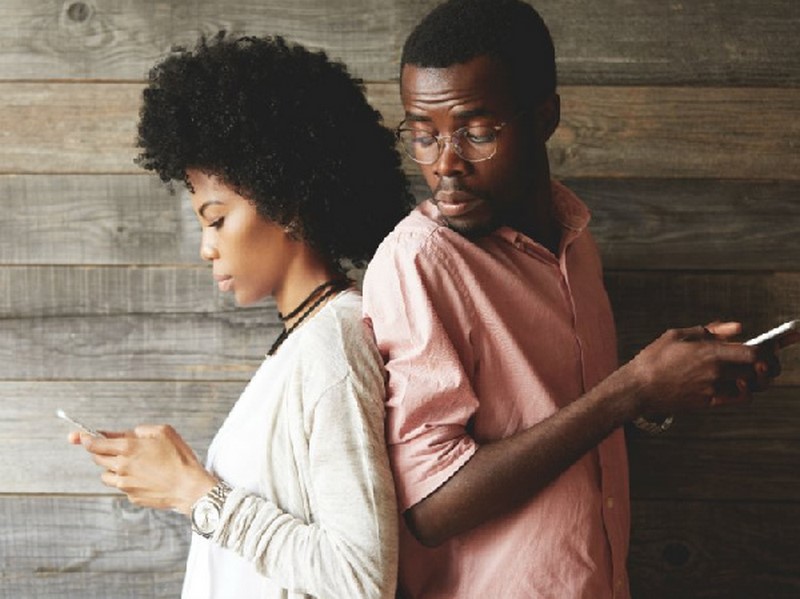3 Major Signs That Your Relationship Is Wrong For You
