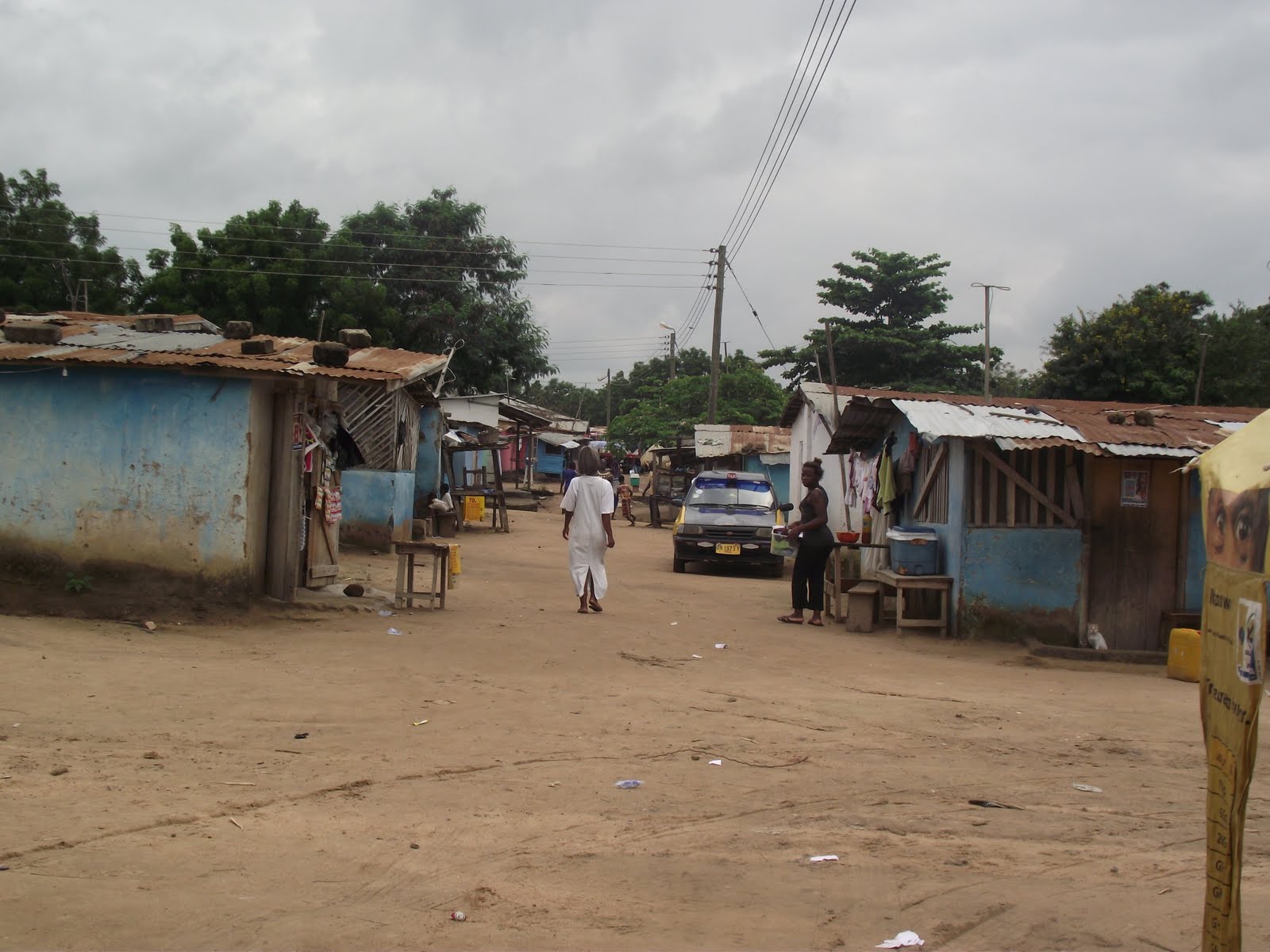 Refugee Camp and Ghettos to Be Demolished - DCE