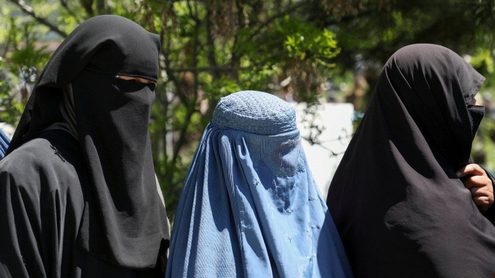 Taliban Tell Working Women to Stay At Home