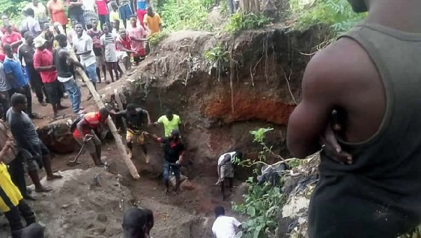 Breaking News: Two SHS Students Trapped Dead In Galamsey Pit at Akyem Asiakwa