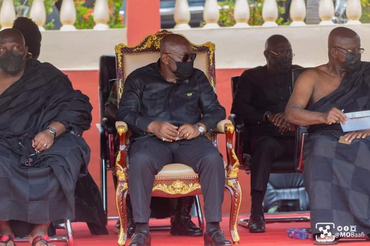 Akuffo Addo and Mahama meet face to face at a funeral (photos)
