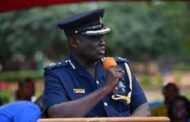 Armed Robbers Are Not From the Skies, Help Police Smoke Them Out - COP Doku