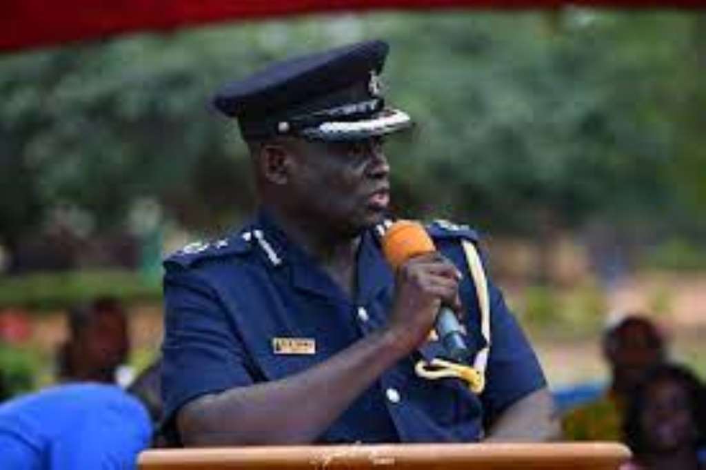 Armed Robbers Are Not From the Skies, Help Police Smoke Them Out - COP Doku