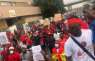 A/R: Aggrieved Public Workers to Demonstrate Over 4% Salary Increment