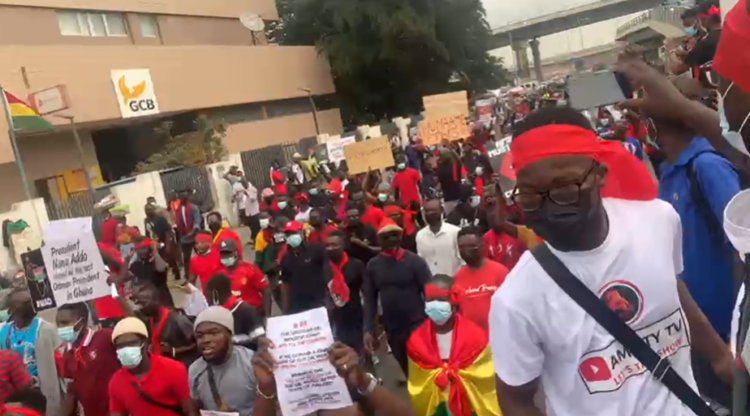 A/R: Aggrieved Public Workers to Demonstrate Over 4% Salary Increment