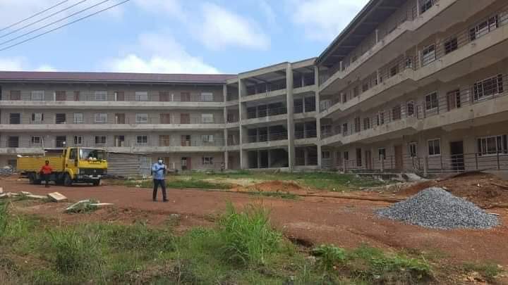 E/R: Abomosu Model SHS Project 90% Complete