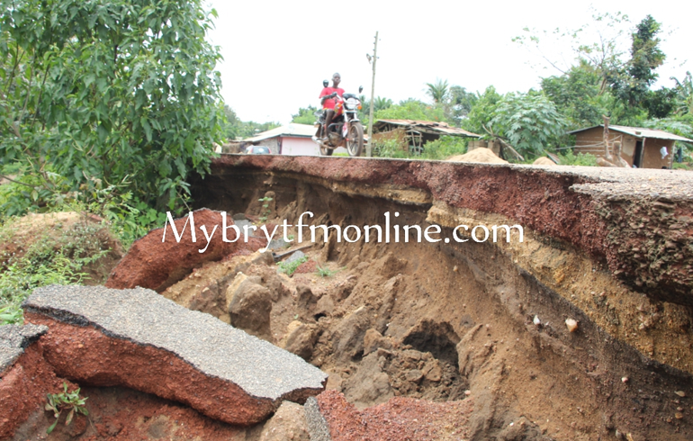 Aboabo No.1 & 2 Cry Over  Poor Road, Abandoned Classroom Block And Teachers' Bungalow