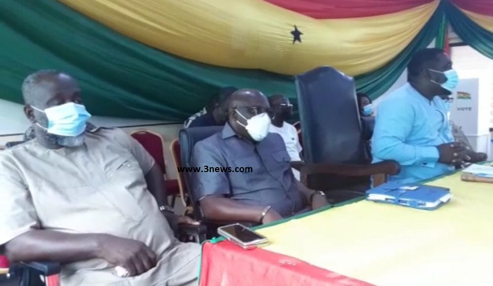 Angry Supporters of Birim North DCE Chase Assembly Members to Refund GHc6k Bribe