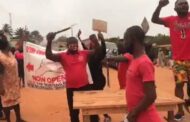 Santansi Apire Demonstrate Over Poor Road Few Hours after Akufo-Addo Taunted Massive Roads
