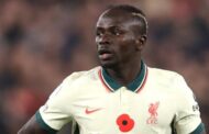 Sadio Mane: Liverpool and Senegal Forward Has X-Rays after Injury Scare